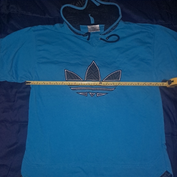 Adidas Short Sleeved Hoodie Sz.M - Picture 4 of 9